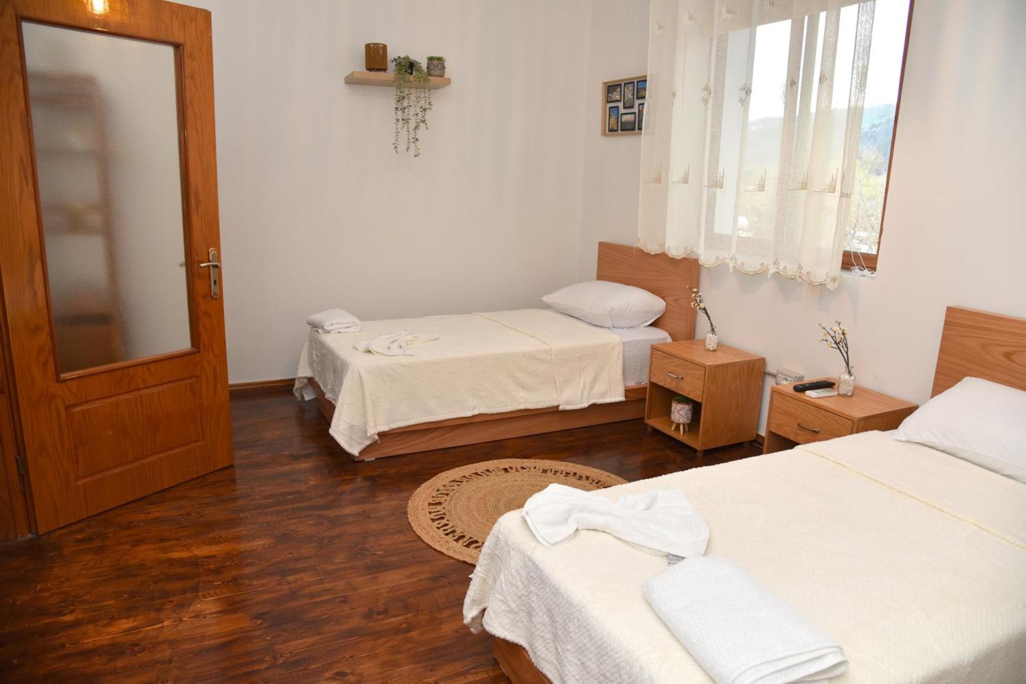 Woodland Apartment Berat Exterior foto